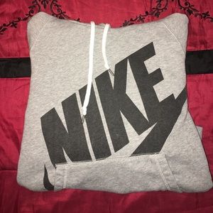 NIKE women’s grey pullover hoodie size M